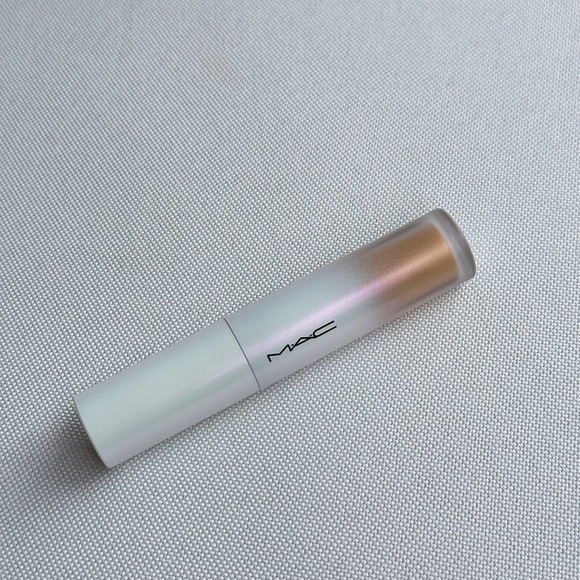 NWT MAC Strobe Beam Liquid Blush - Lightning - Picture 4 of 5